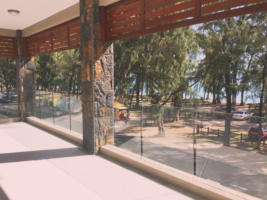 West Front One No 4 With Seafront - Licensed By Tourism Authority 14977 Flic En Flac Mauritius Kültér fotó
